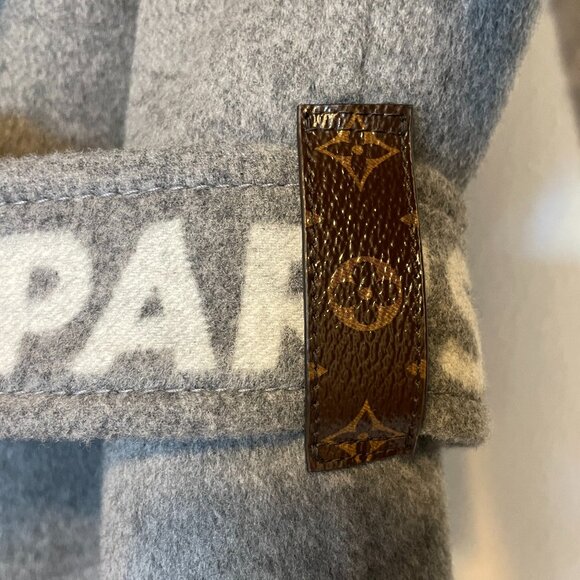 Louis Vuitton  Double Face Hooded Wrap Coat 34 - Picture 10 of 15